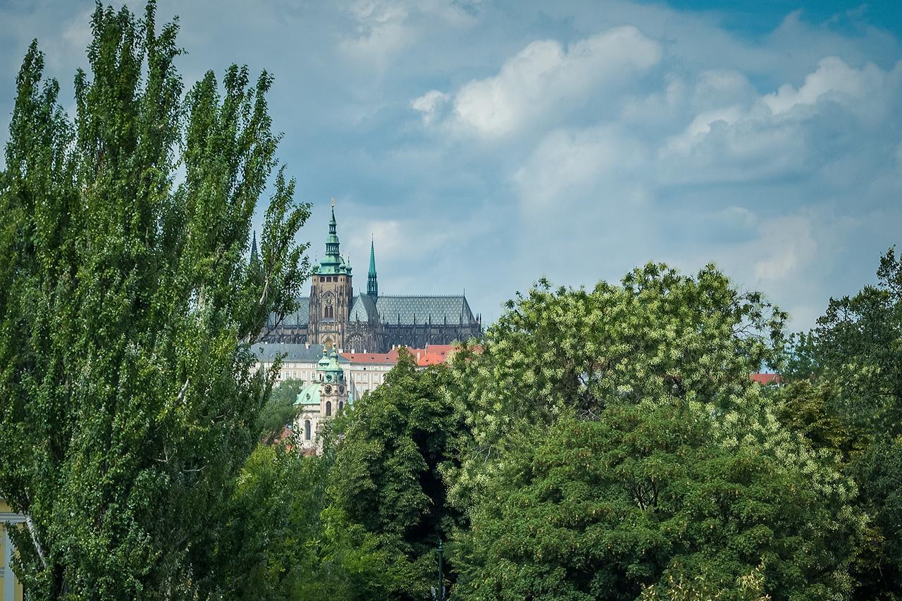 Riverside Apartment With A Balcony Prague Exterior photo